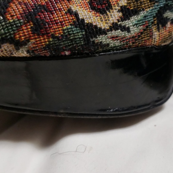 Call It Spring Platform Floral Pumps - Picture 5 of 8